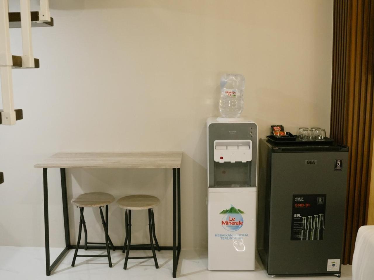 Verse Hotel Cirebon Extérieur photo